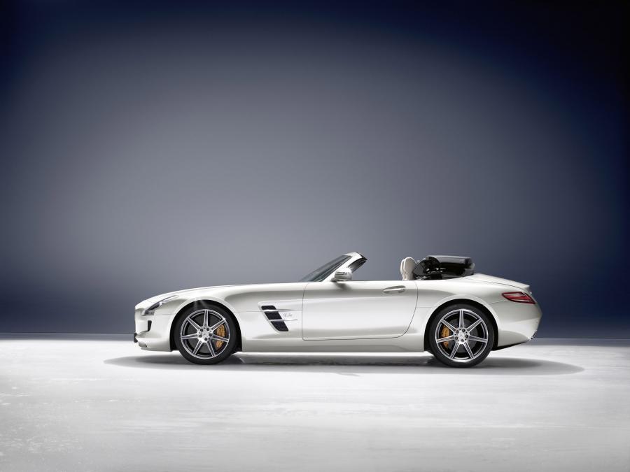  Mercedes-Benz SLS AMG Roadster 2012 года  (фото 188 из 198)